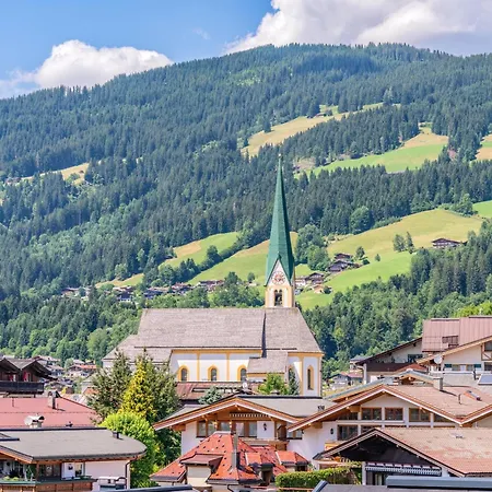 Rettenstein Und Gaisbergblick *