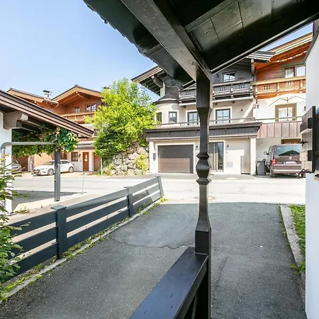 Rettenstein Und Gaisbergblick *