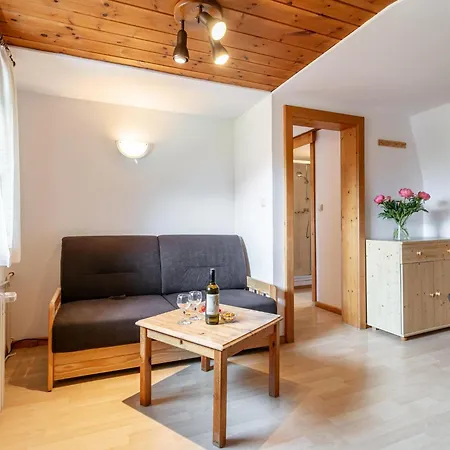 Rettenstein Und Gaisbergblick